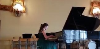 Ясміна Аксу