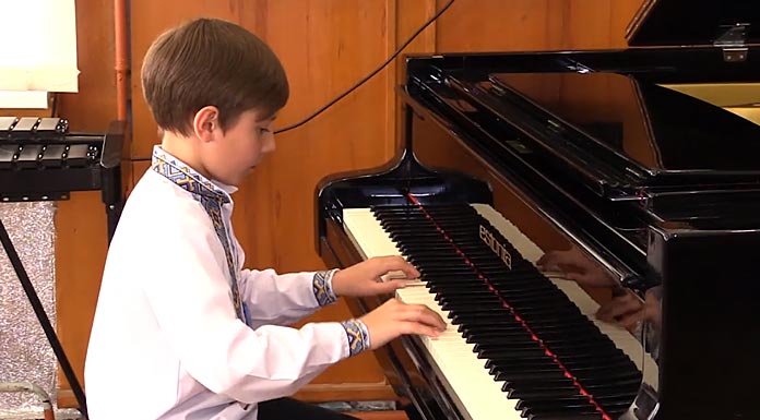 Мирон Різник