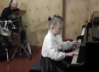 Альона Шаповалова і Анна Ганцева