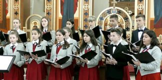 Народна хорова капела "Зоринка"