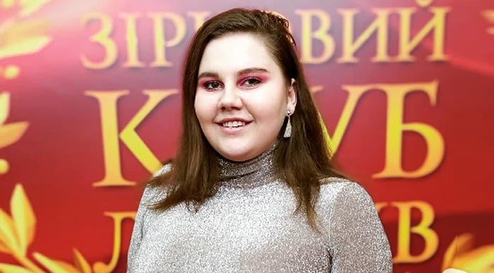 Аліна Сухарєва