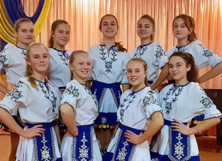 Вокальний ансамбль «СВІТАНОК»