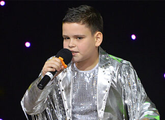 Максим Маношин