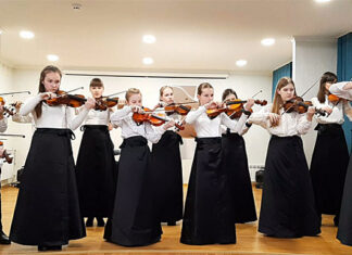 Ансамбль скрипалів «Елегія»