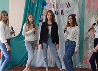 Вокальний ансамбль «Чарівниці»