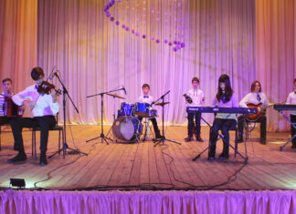 Ансамбль легкої музики «Реаль-Узин»