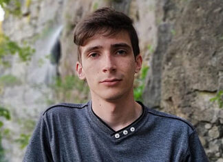 Артем Панич