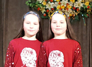 Вікторія Олюшинець та Анастасія Олюшинець Вікторія Олюшинець та Анастасія Олюшинець